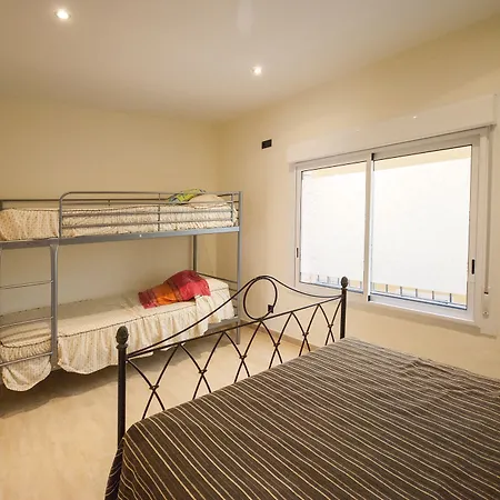 Apartment Grau